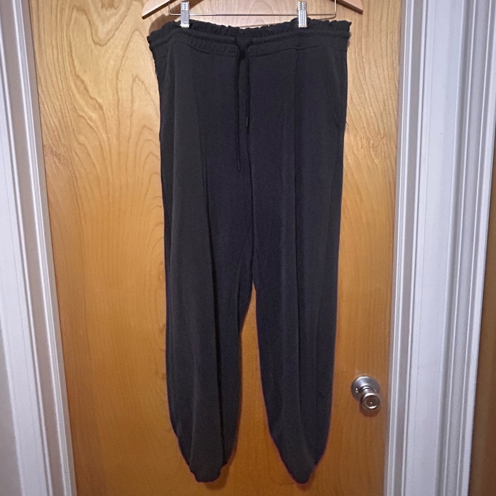 Athleta Charcoal Seasoft Joggers
